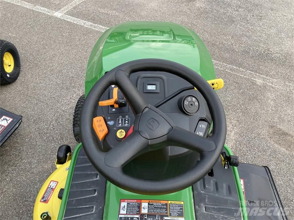 John Deere S220 Manjši traktorji
