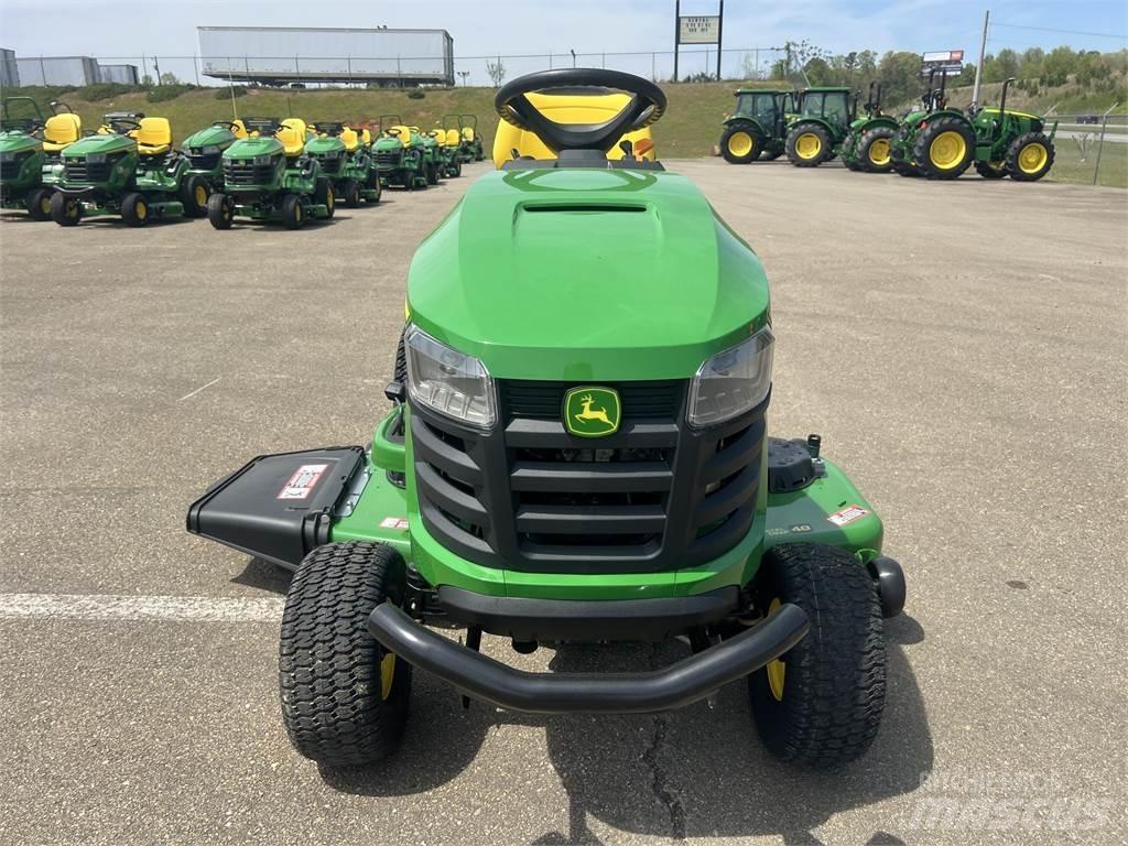 John Deere S240 Manjši traktorji