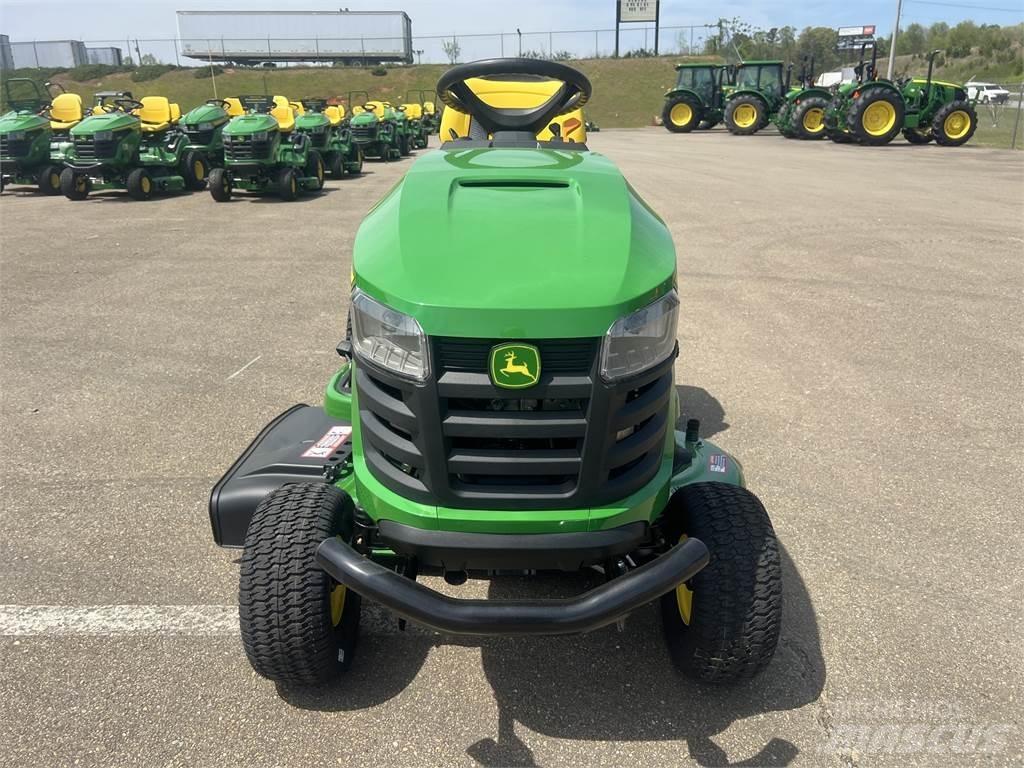 John Deere S240 Manjši traktorji