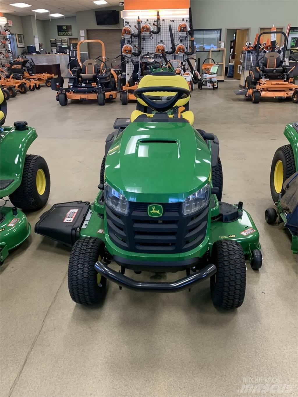 John Deere S240 Manjši traktorji