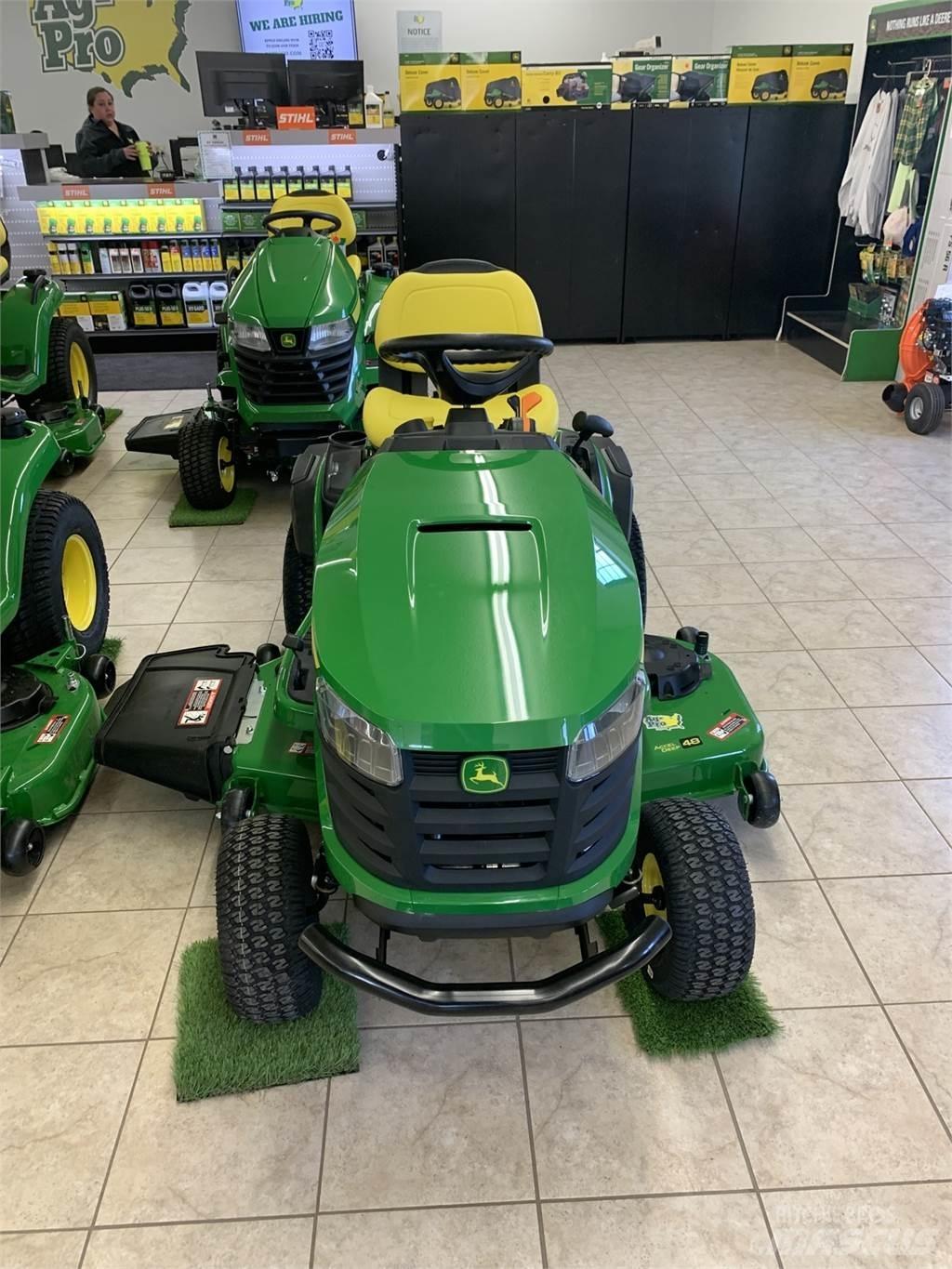 John Deere S240 Manjši traktorji