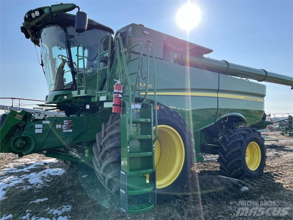 John Deere S790 Kombajni