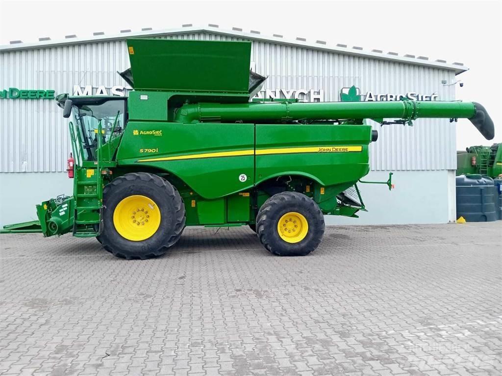John Deere S790 Kombajni