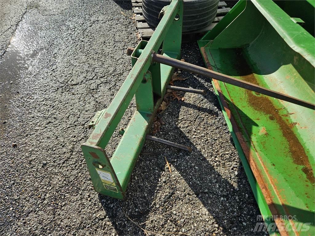 John Deere SE Druga oprema za žetev krme