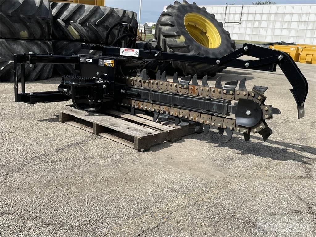 John Deere TR48B Nega okolice - drugo
