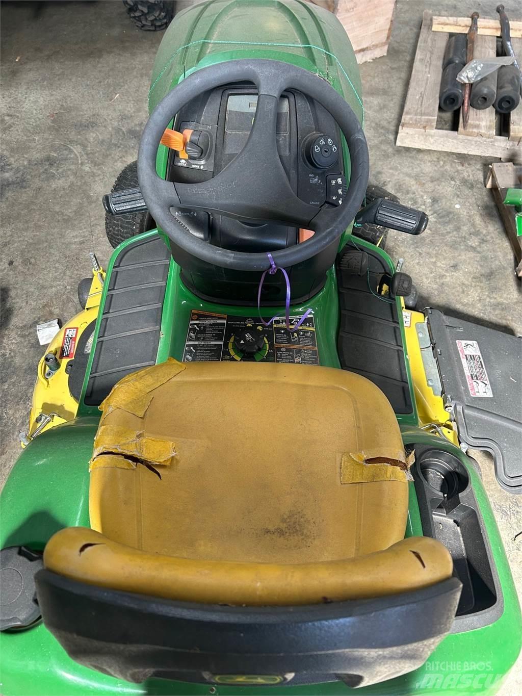 John Deere X300 Vrtni traktor kosilnice