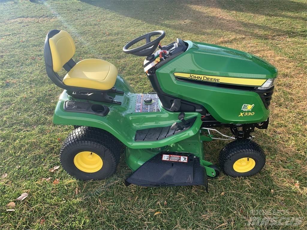 John Deere X330 Manjši traktorji