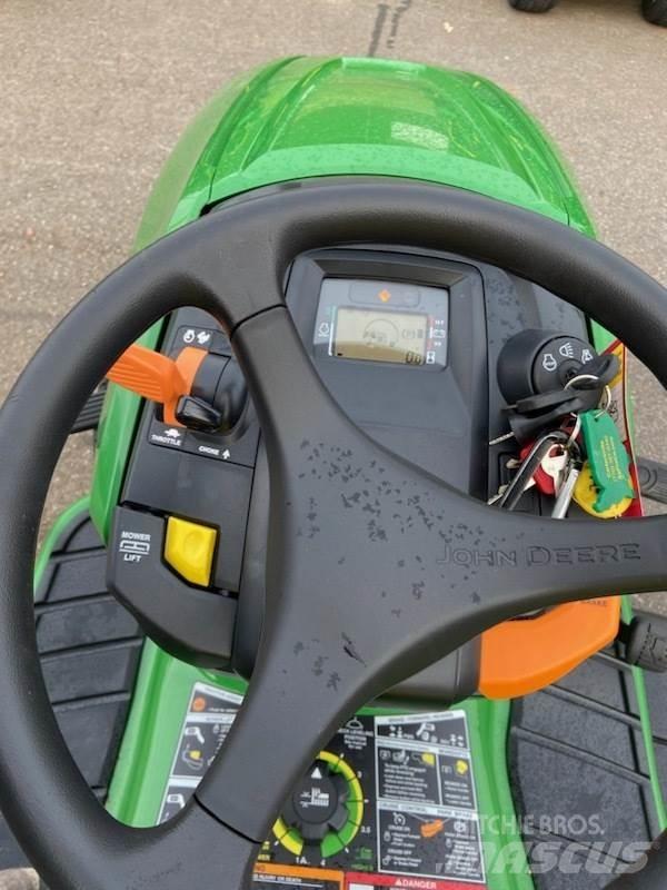 John Deere X350 Manjši traktorji