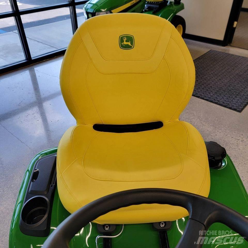 John Deere X380 Manjši traktorji