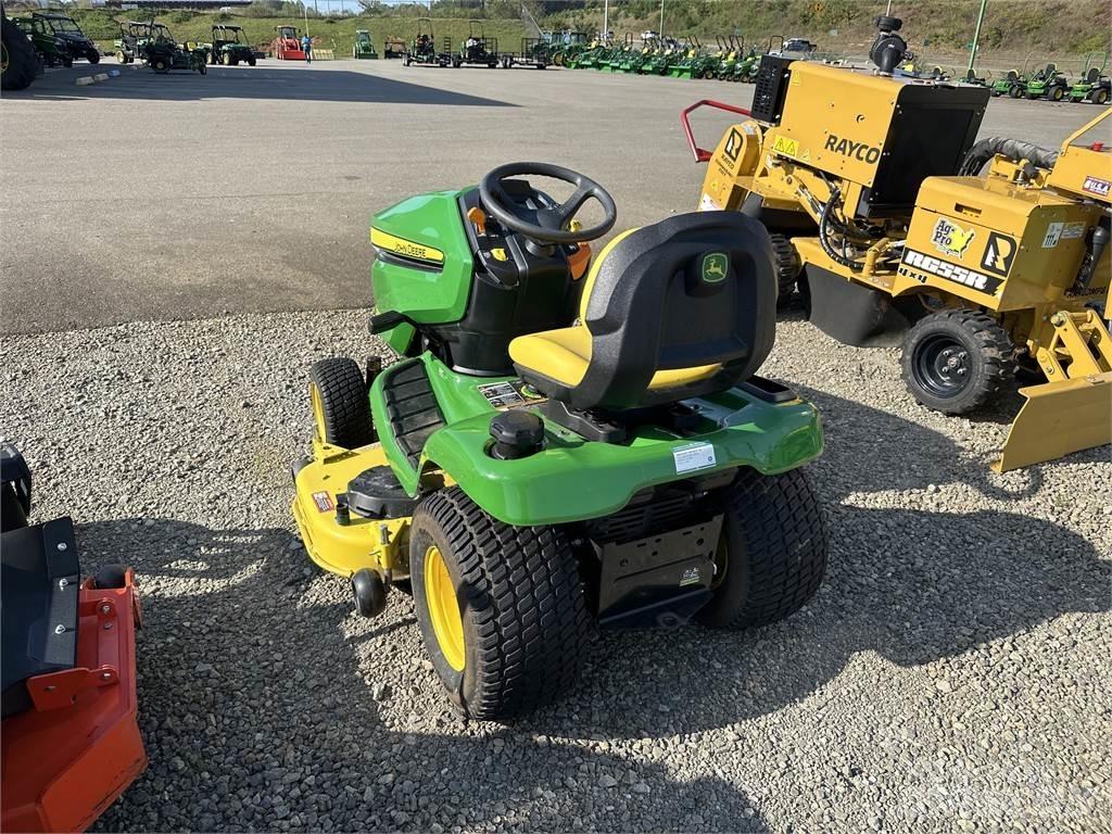 John Deere x380 Manjši traktorji