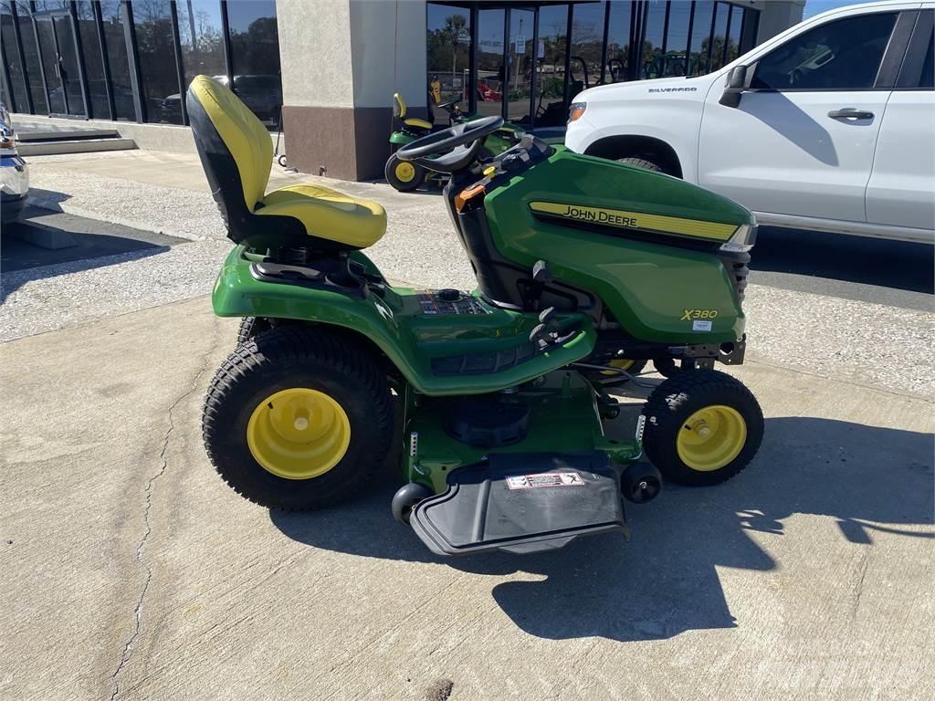 John Deere X380 Manjši traktorji