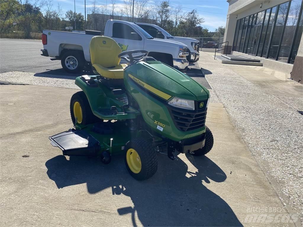 John Deere X380 Manjši traktorji