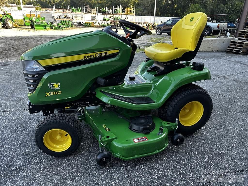 John Deere X380 Manjši traktorji