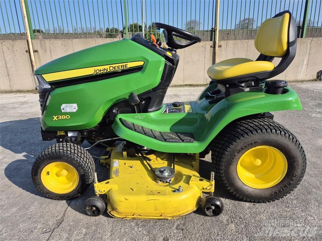 John Deere X380 Manjši traktorji