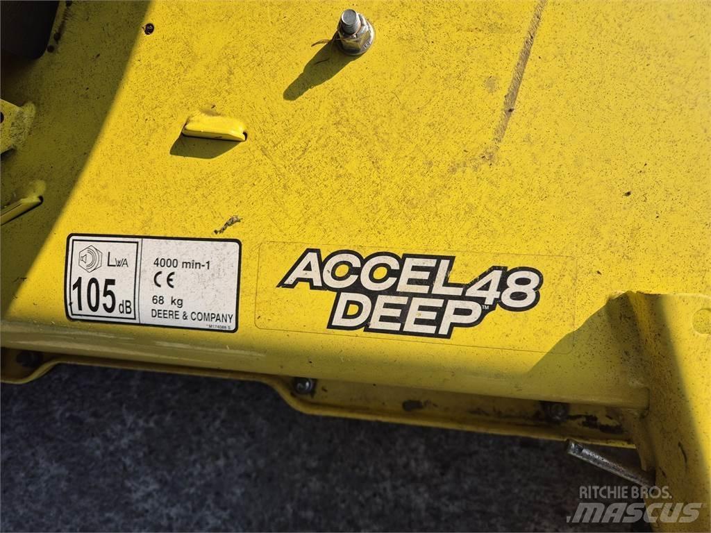 John Deere X380 Manjši traktorji
