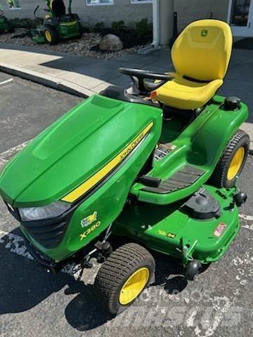 John Deere X380 Vrtni traktor kosilnice