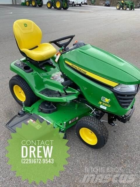 John Deere X380 Manjši traktorji