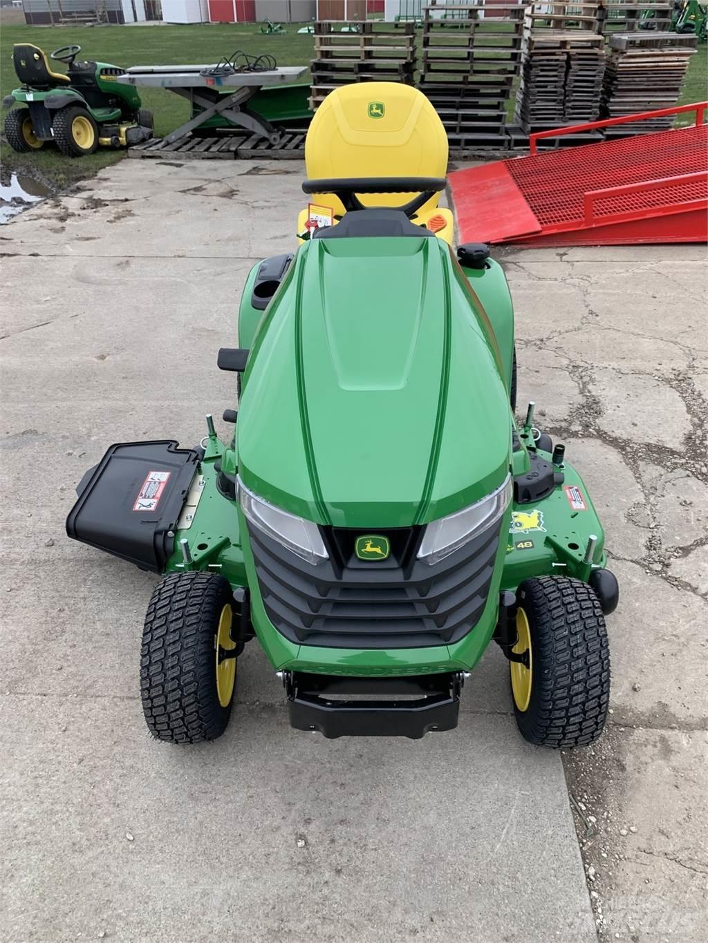 John Deere X390 Manjši traktorji