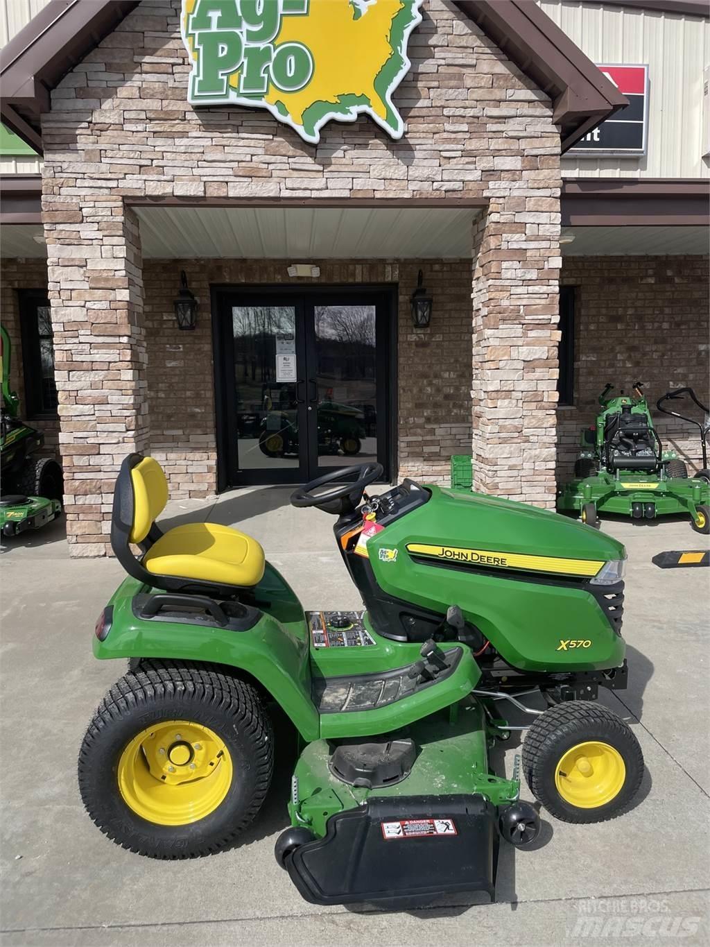 John Deere X570 Manjši traktorji