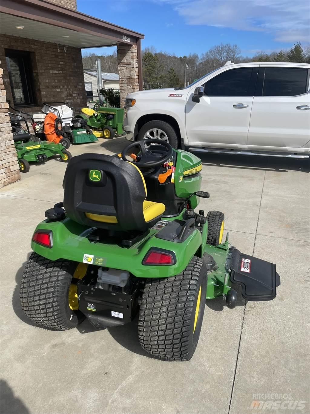 John Deere X570 Manjši traktorji