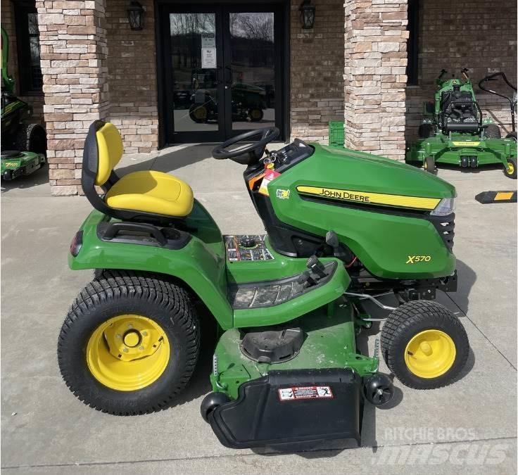 John Deere X570 Manjši traktorji