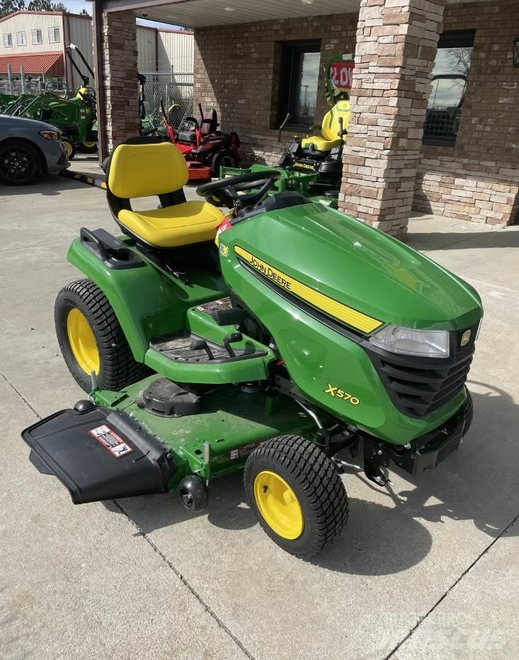 John Deere X570 Manjši traktorji