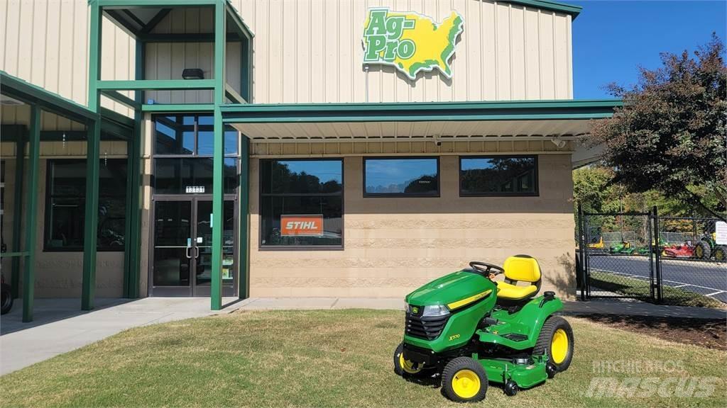John Deere X570 Manjši traktorji