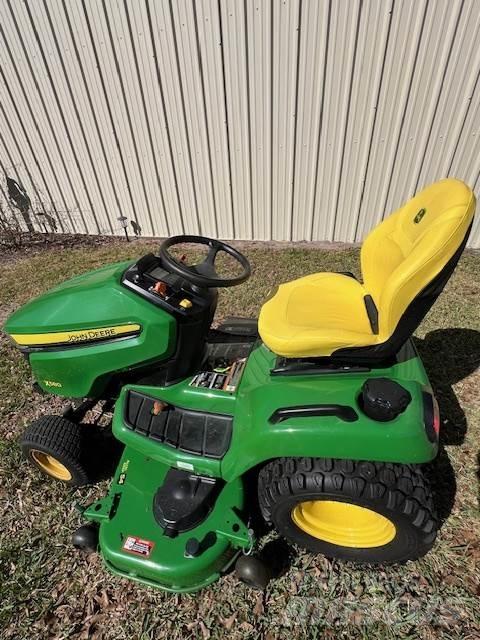 John Deere X580 Manjši traktorji