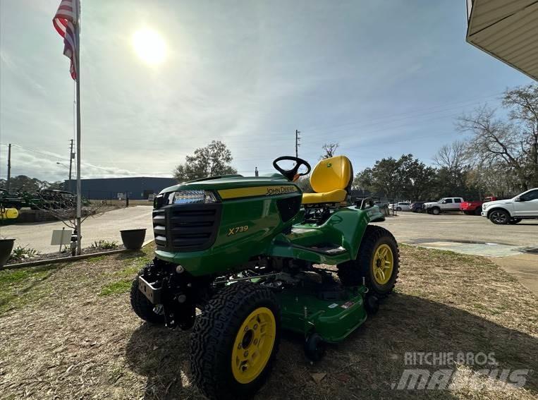 John Deere X739 Manjši traktorji