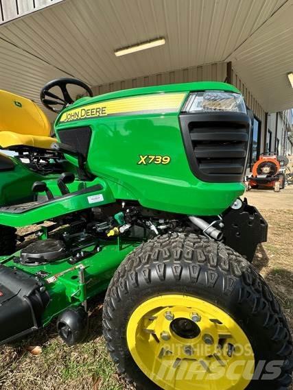 John Deere X739 Manjši traktorji