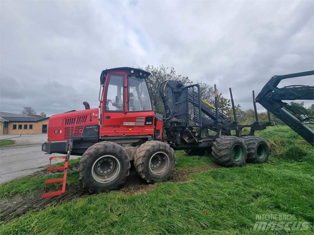 Komatsu 845 Forwarderji