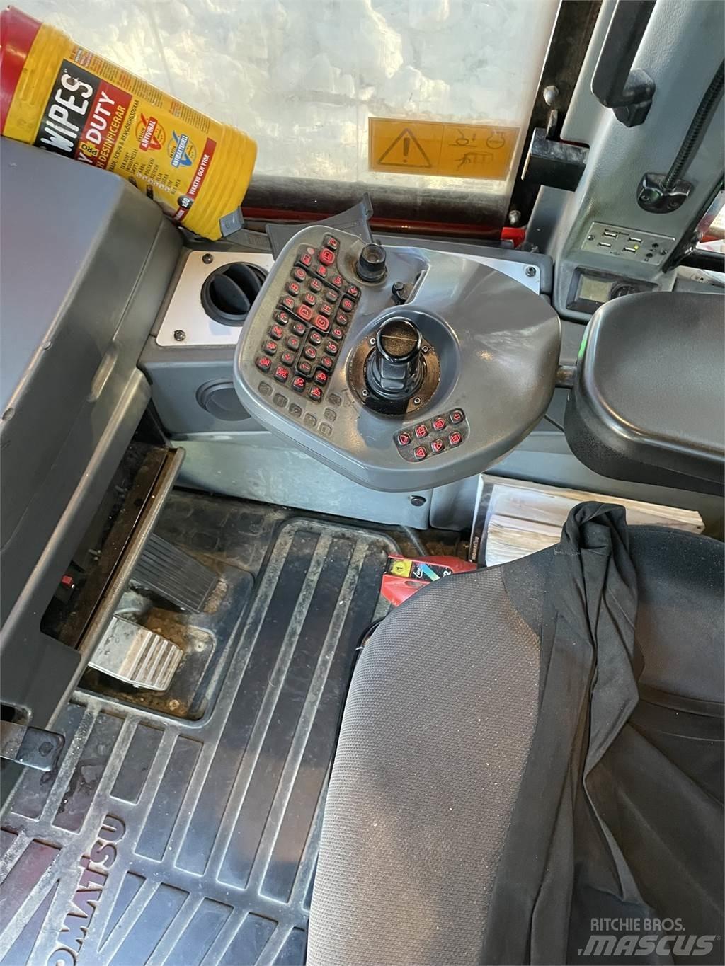 Komatsu 895 Forwarderji