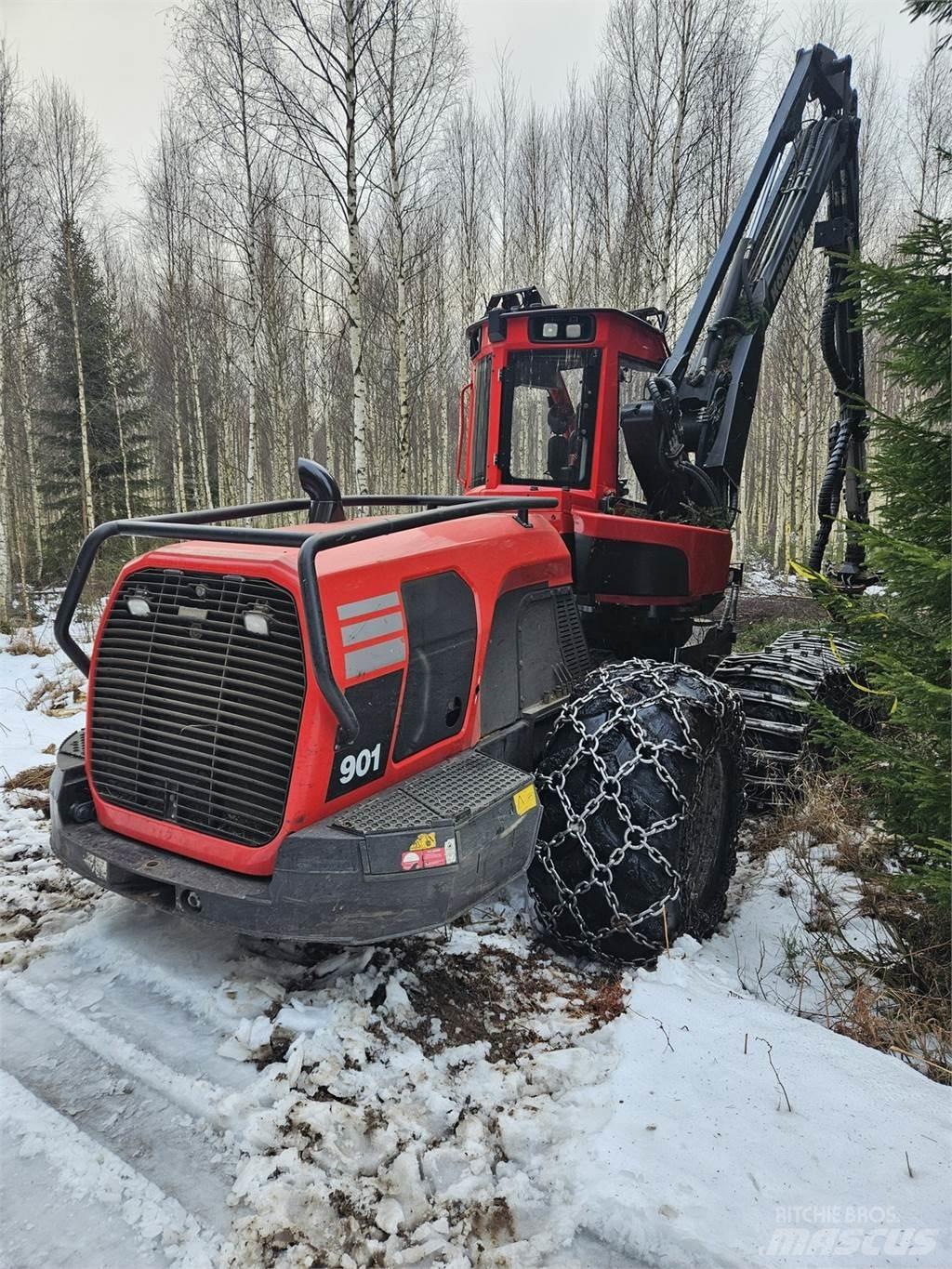 Komatsu 901 Harvesterji