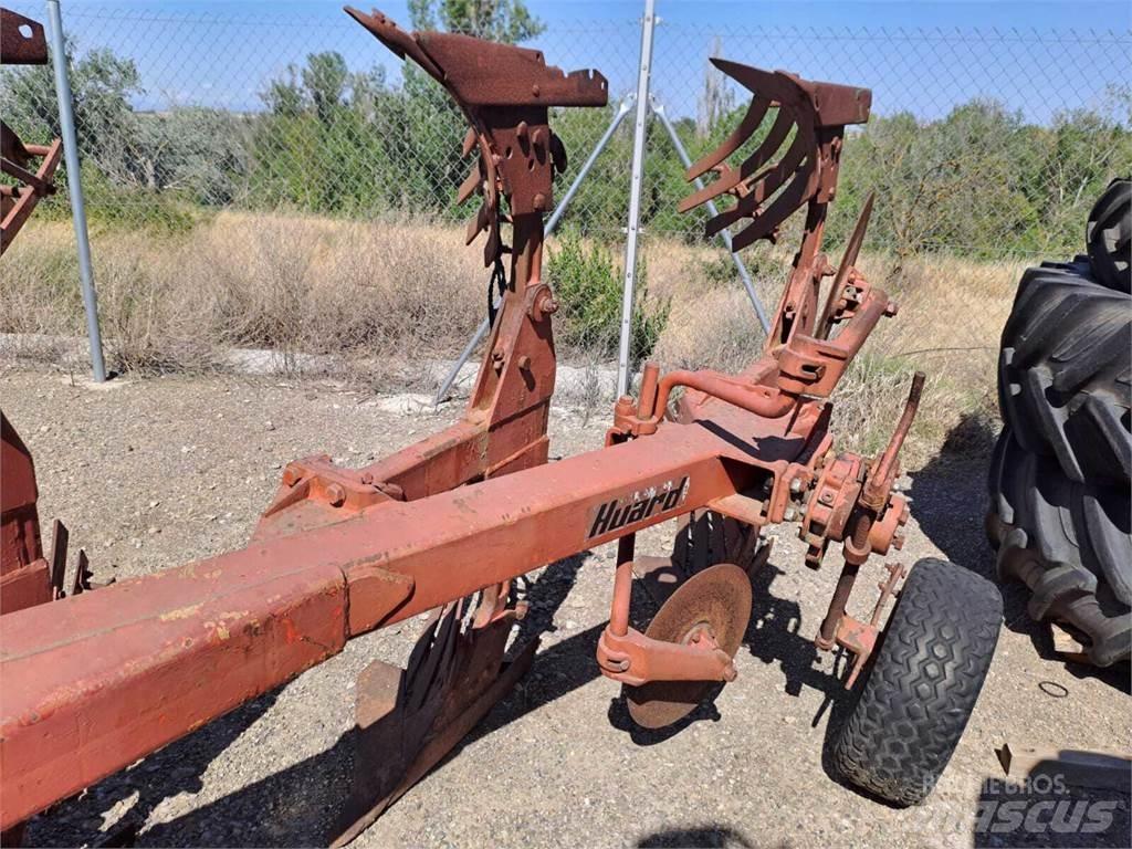 Kuhn ARADO KUHN Ostali priključki in naprave za pripravo tal
