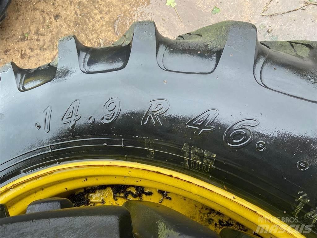  Row Crop Wheels Gume, kolesa in platišča