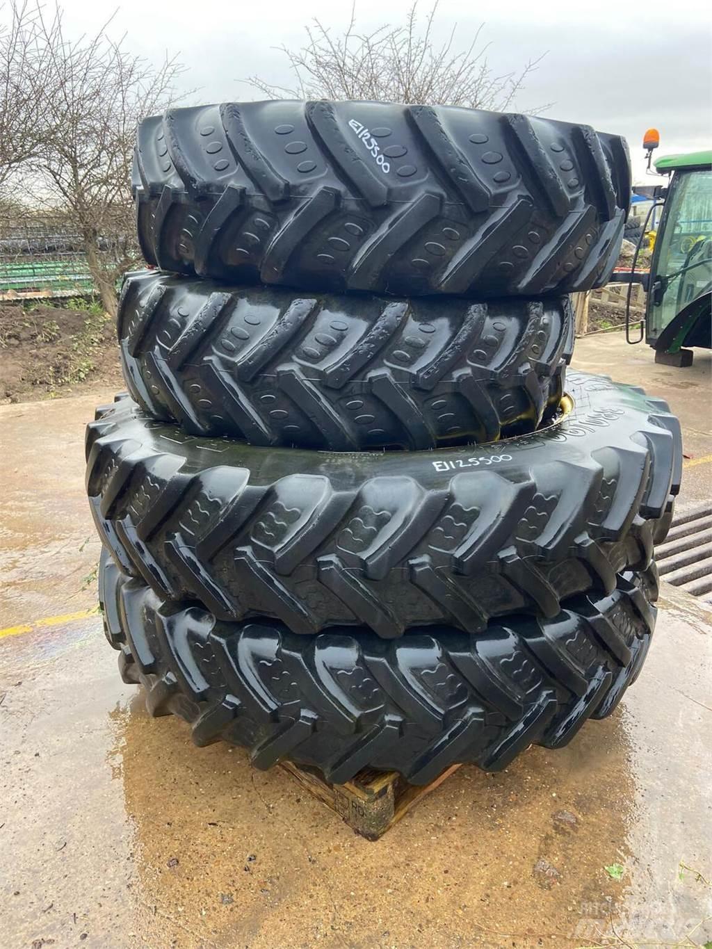  Row Crop Wheels Gume, kolesa in platišča