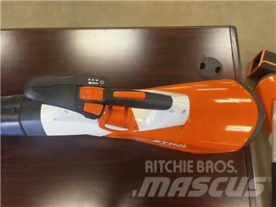 Stihl BGA200 Vozila za golf