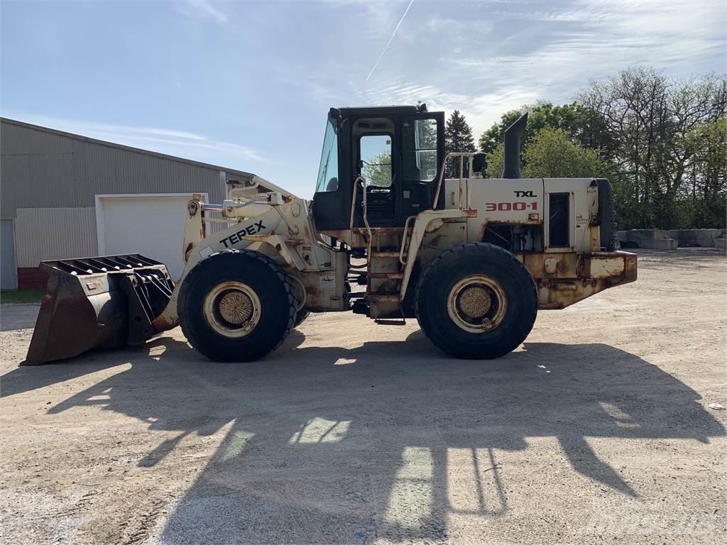 Terex TXL300 Kolesni nakladalci