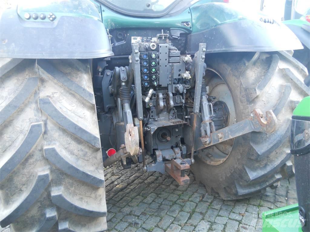 Valtra T174 Traktorji