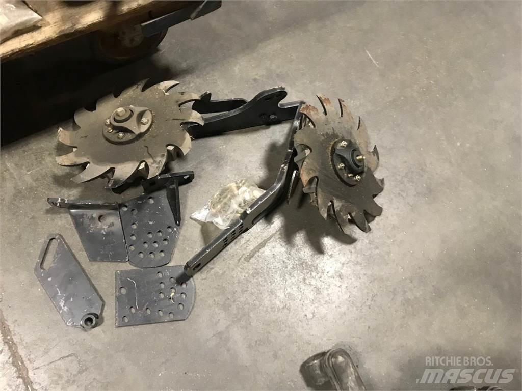 YETTER 2967-037S Drugi stroji in priključki za setev in sajenje