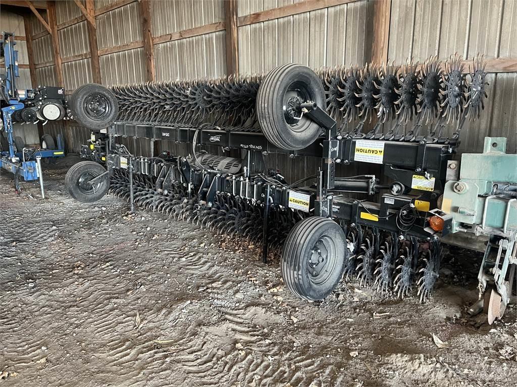 YETTER 3541 Ostali priključki in naprave za pripravo tal