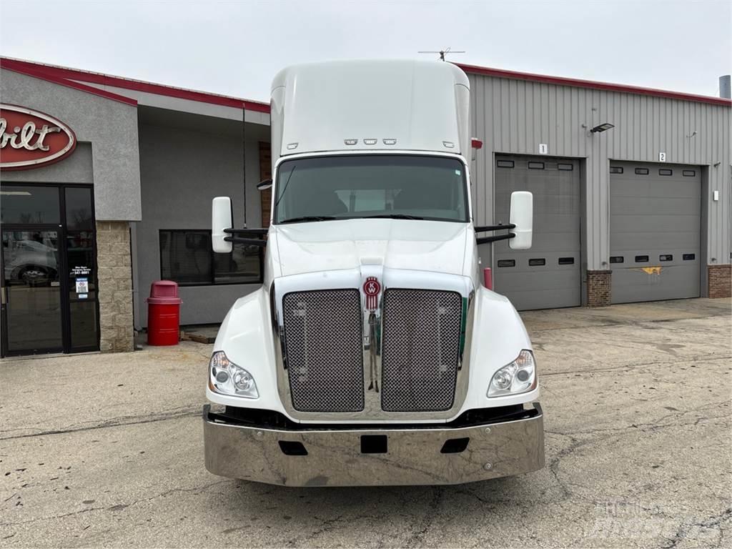 Kenworth T680 Vlačilci