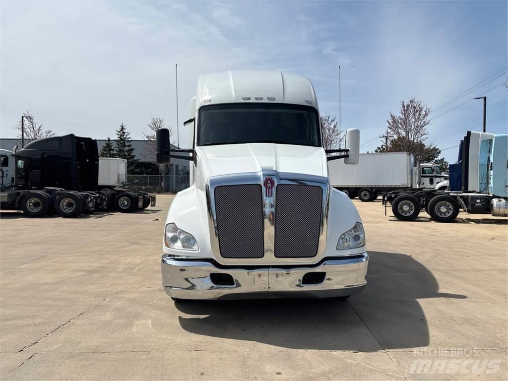 Kenworth T680 Vlačilci