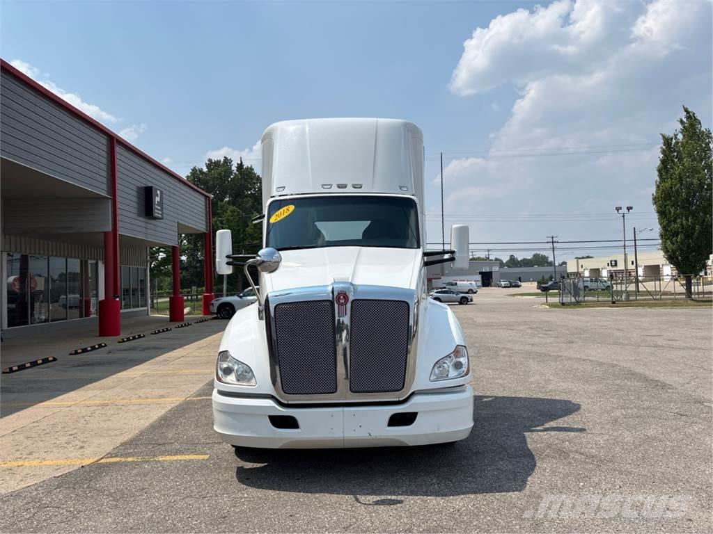 Kenworth T680 Vlačilci