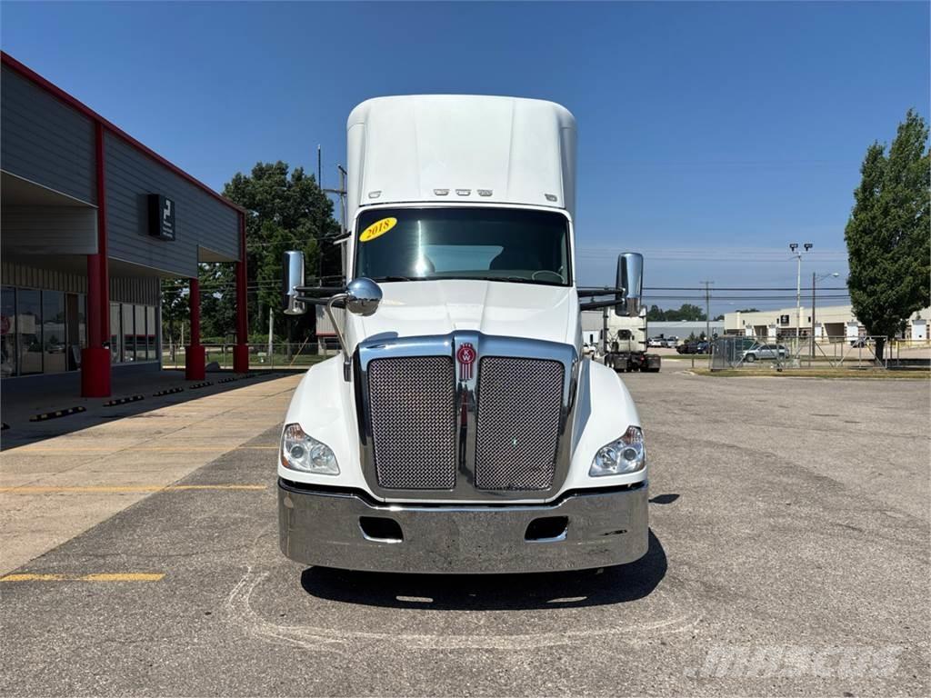 Kenworth T680 Vlačilci
