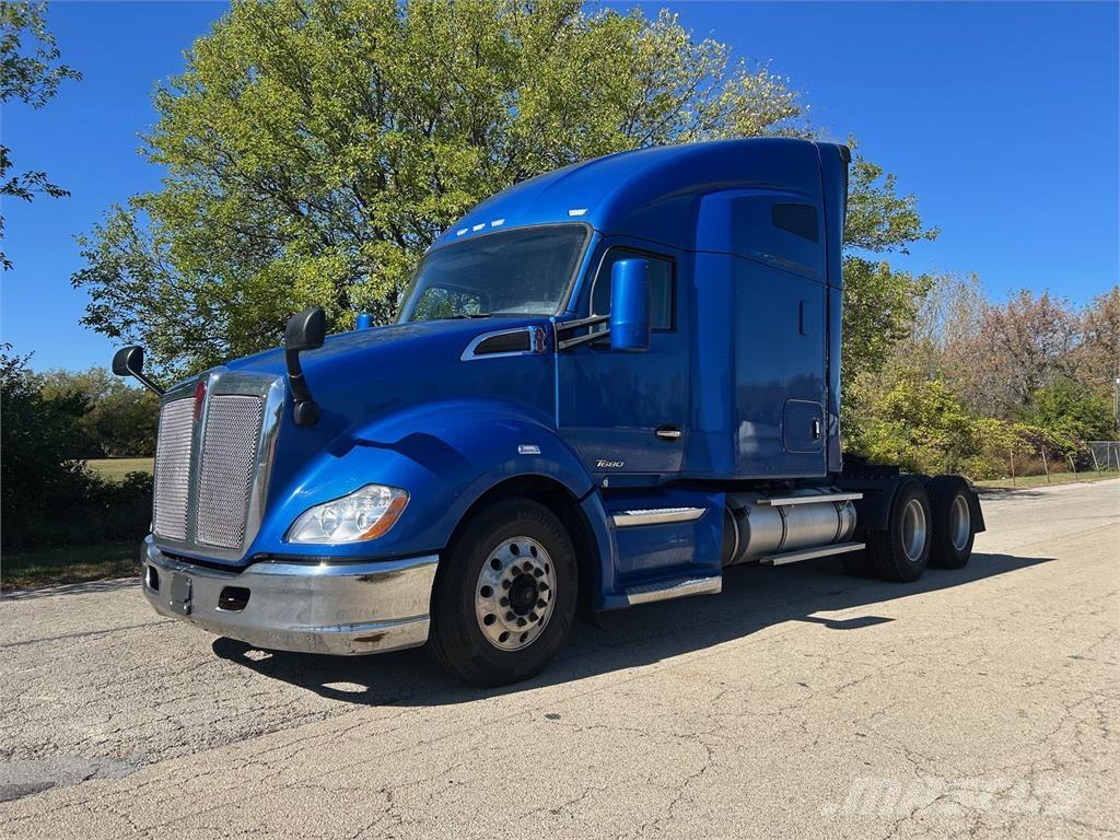 Kenworth T680 Drugi tovornjaki