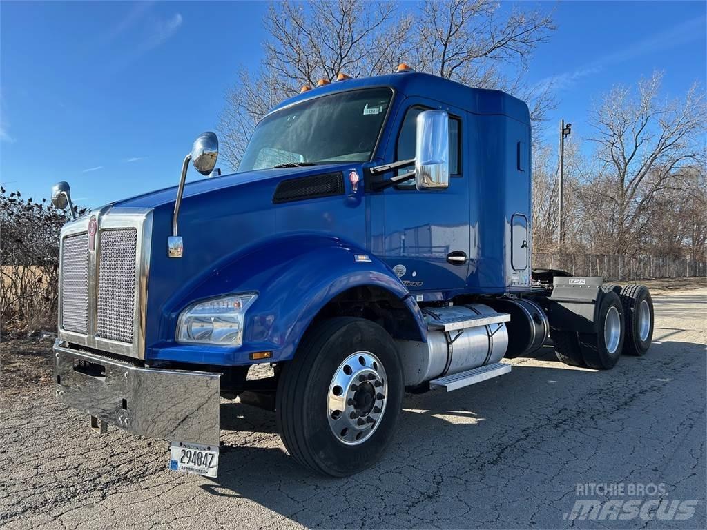 Kenworth T880 Vlačilci