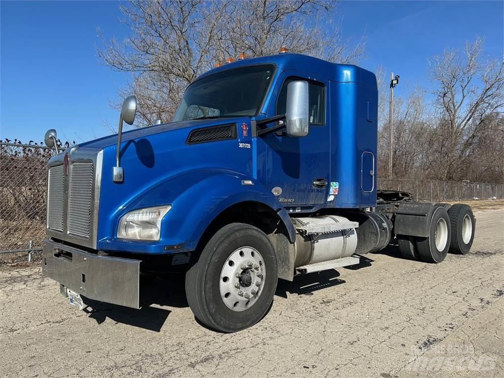 Kenworth T880 Vlačilci