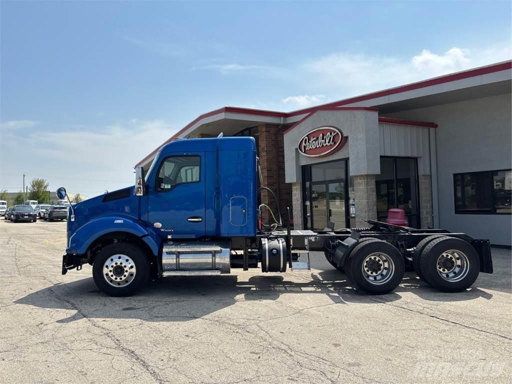 Kenworth T880 Vlačilci