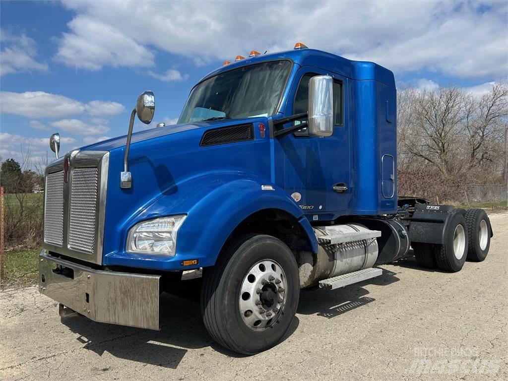 Kenworth T880 Vlačilci
